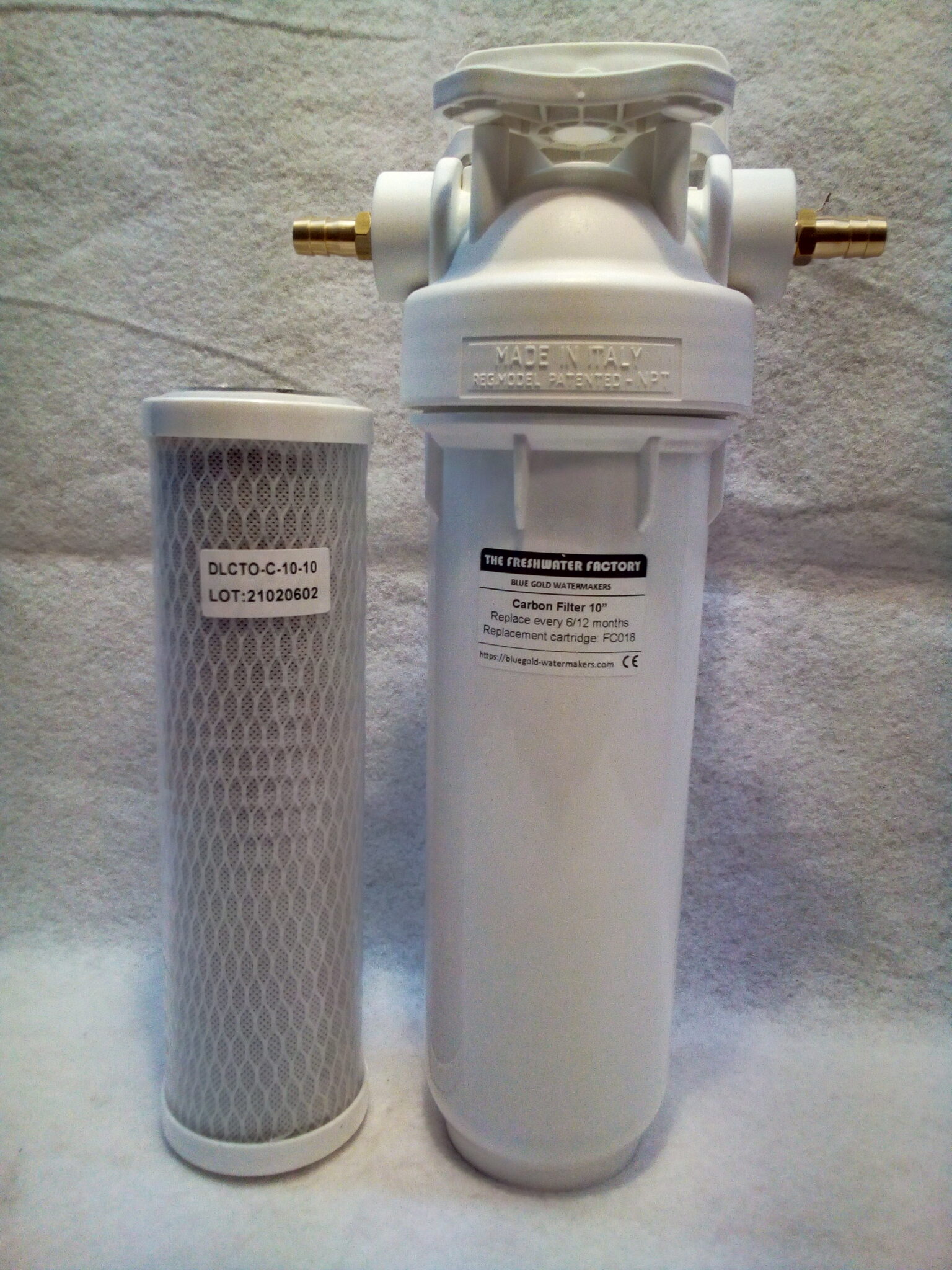 Carbonblock%20filter%20for%20watermaker 1 - Carbonblock filter assembly for chlorine removal with DOE 10” cartridge