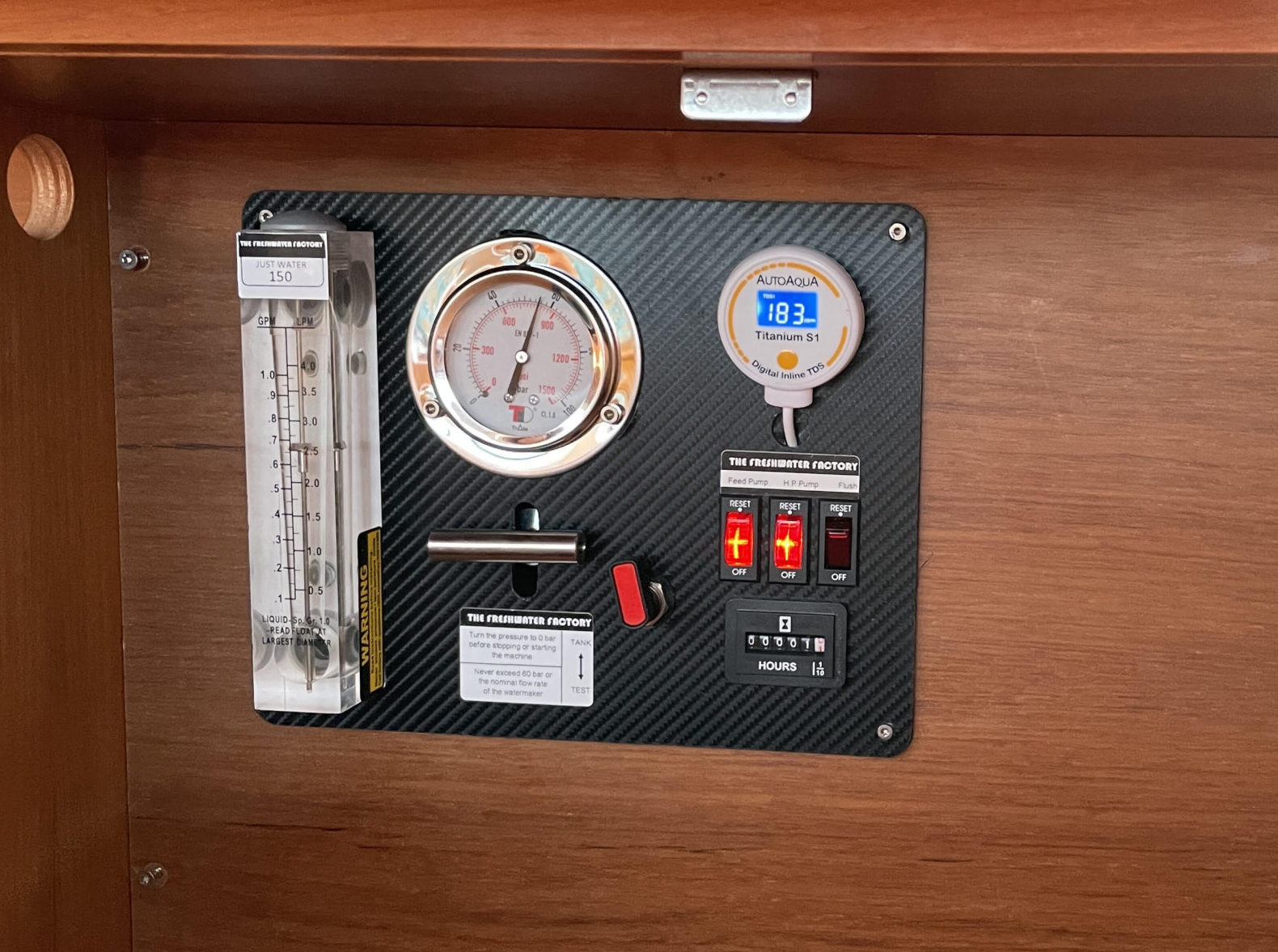 Watermaker control panel - Marine watermaker for sailboat - water makers for boats - watermakers marine