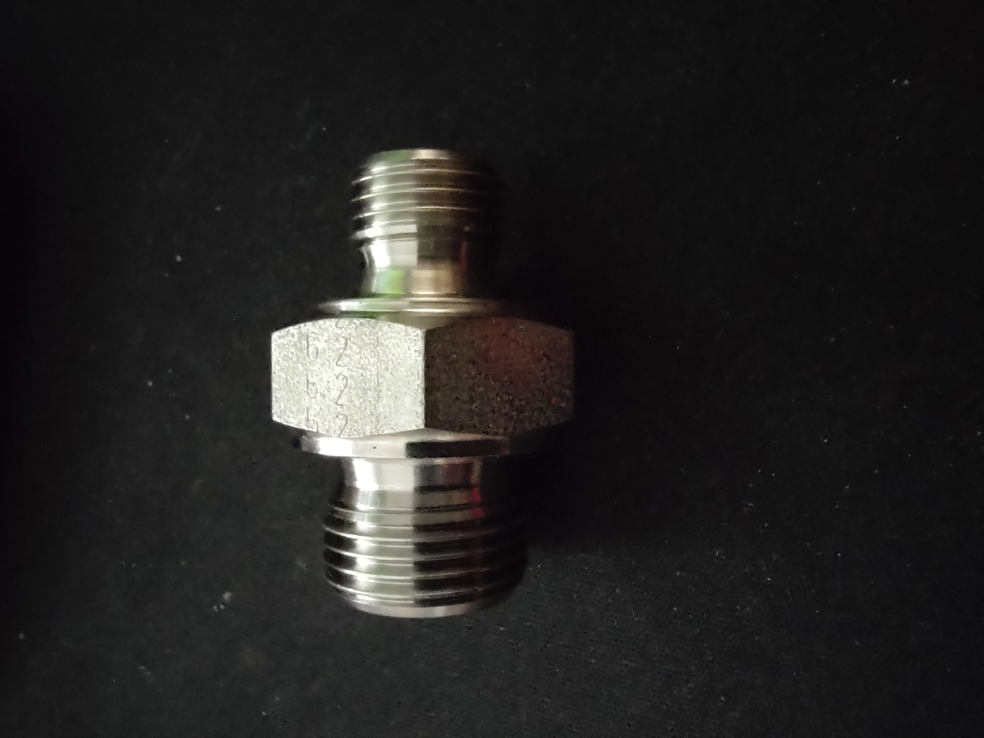 Male Straight Reducing Adapter 3/8" to 1/4" Thread BSP Parallel (60° Cone)