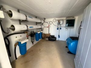 Custom reverse osmosis watermaker system installed in Lipsi for saline well water desalination