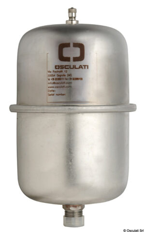 Accumulator tank f. fresh w. pump/water heater 1 l