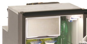 ISOTHERM Cruse Elegance total black refrigerator 65 l